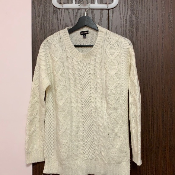 White Sweater - Picture 1 of 2